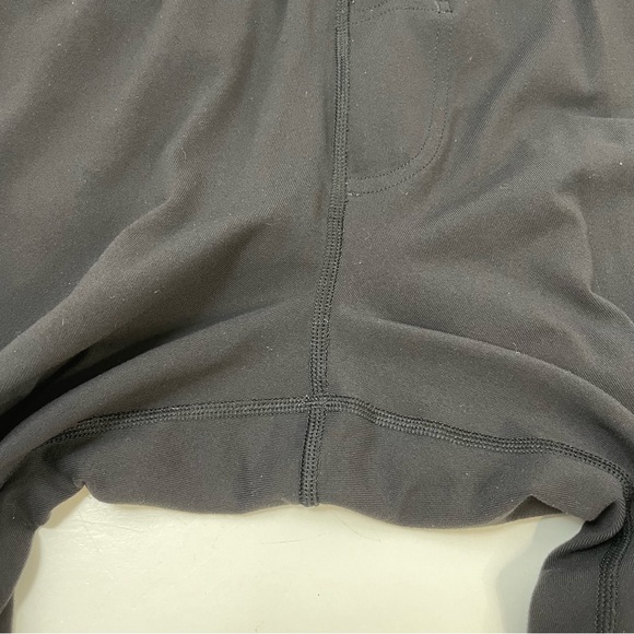 Lululemon Men Kung Fu Pants size S in Black - Picture 9 of 12